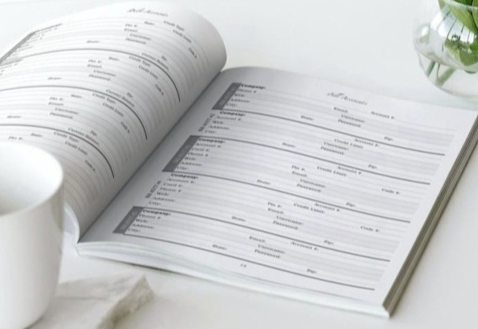 Financial Budget Planner: Undated Monthly, Weekly, Daily Financial Organizer for Financial Freedom